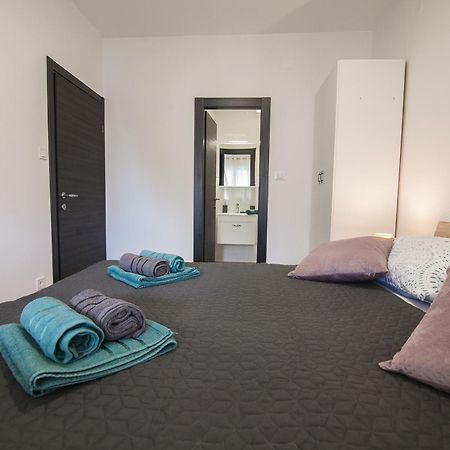 Family Apartments Brach ボル エクステリア 写真