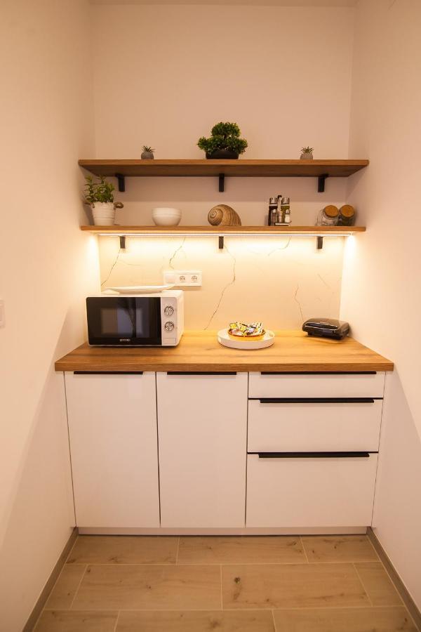 Family Apartments Brach ボル エクステリア 写真