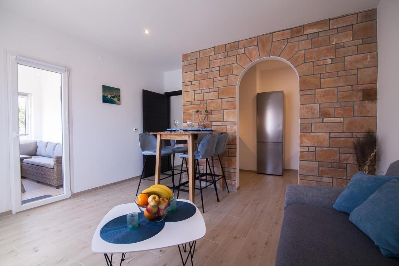 Family Apartments Brach ボル エクステリア 写真