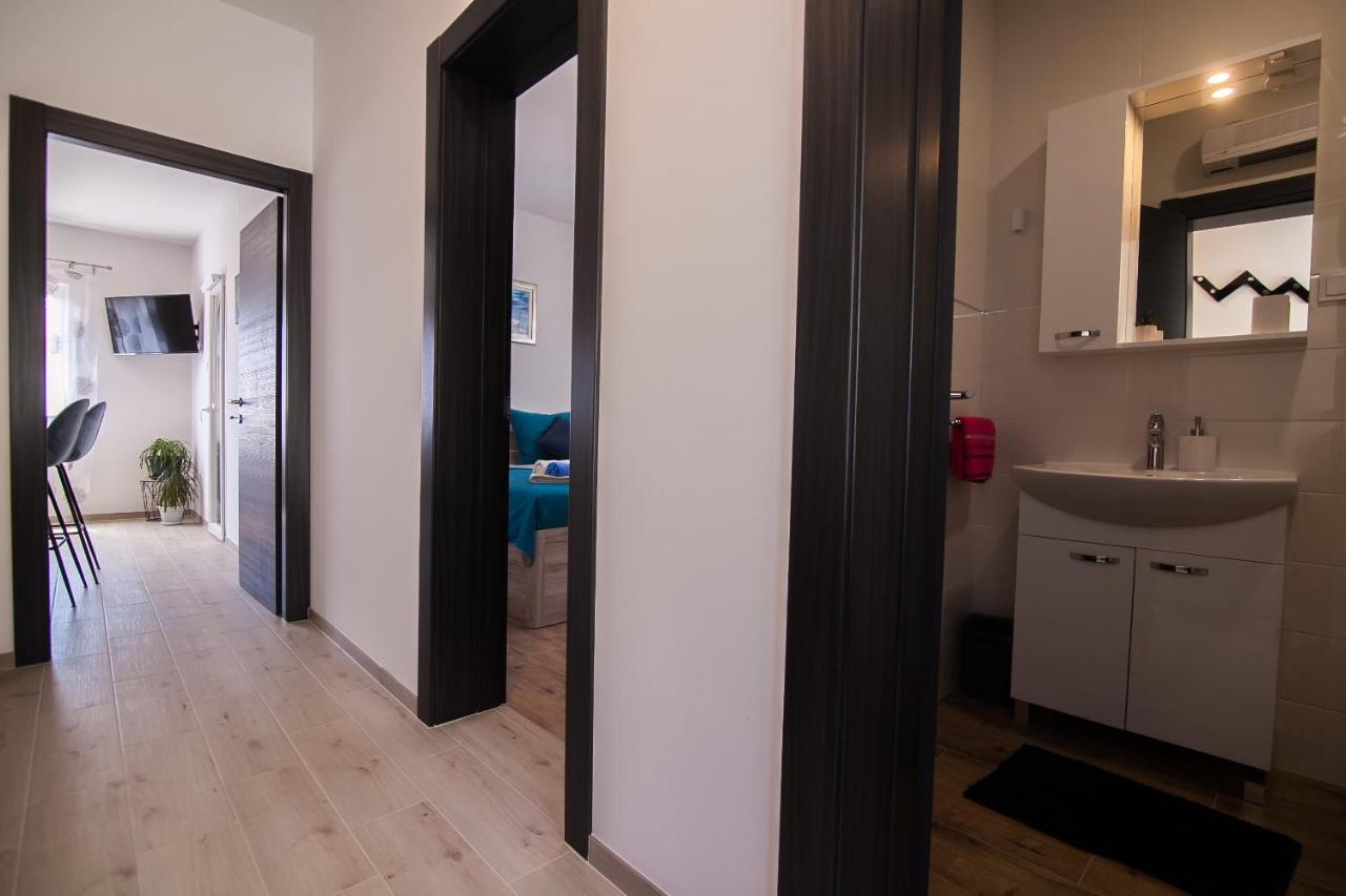 Family Apartments Brach ボル エクステリア 写真