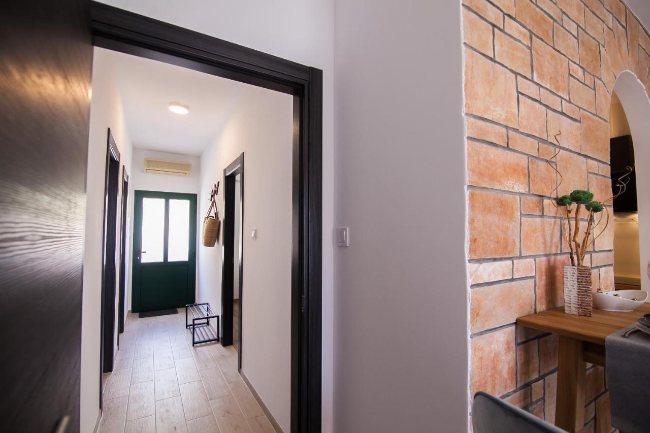 Family Apartments Brach ボル エクステリア 写真