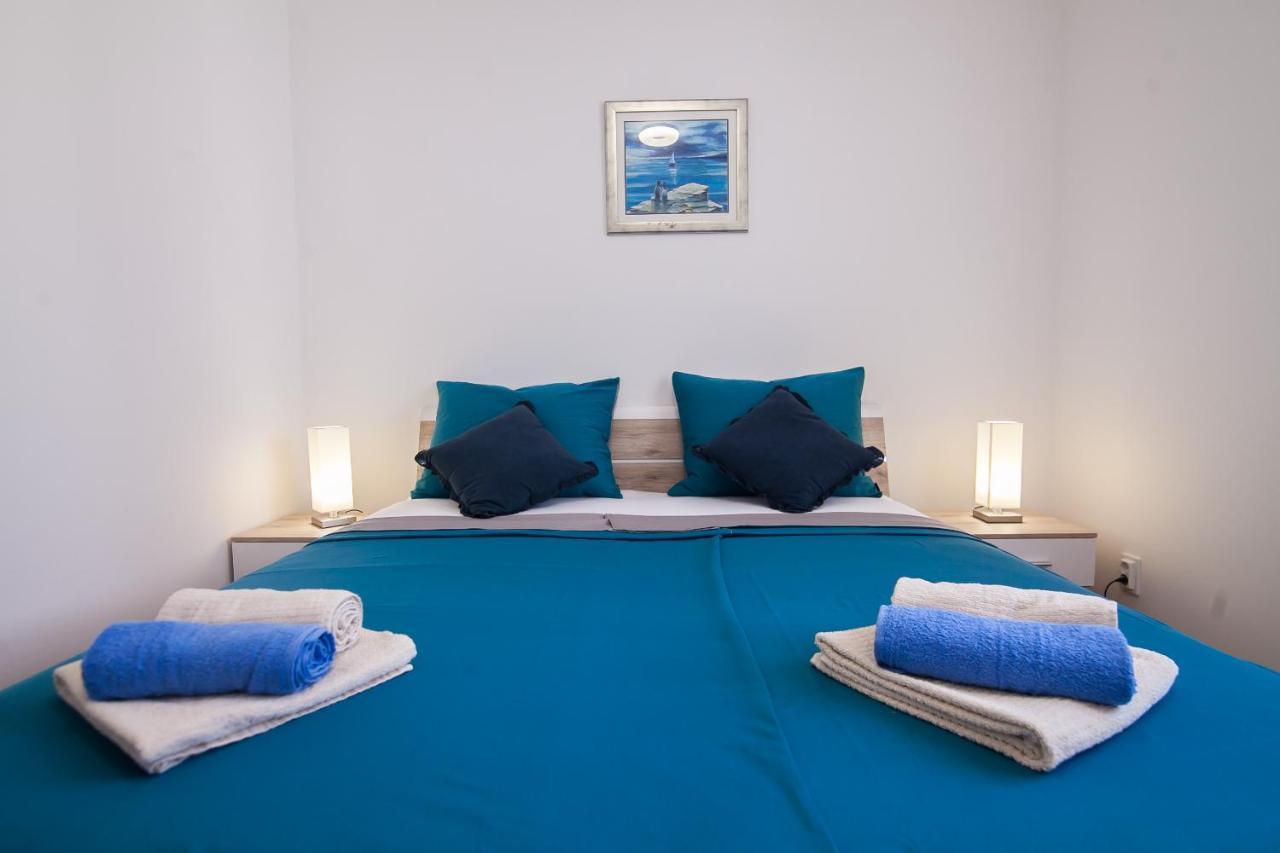Family Apartments Brach ボル エクステリア 写真