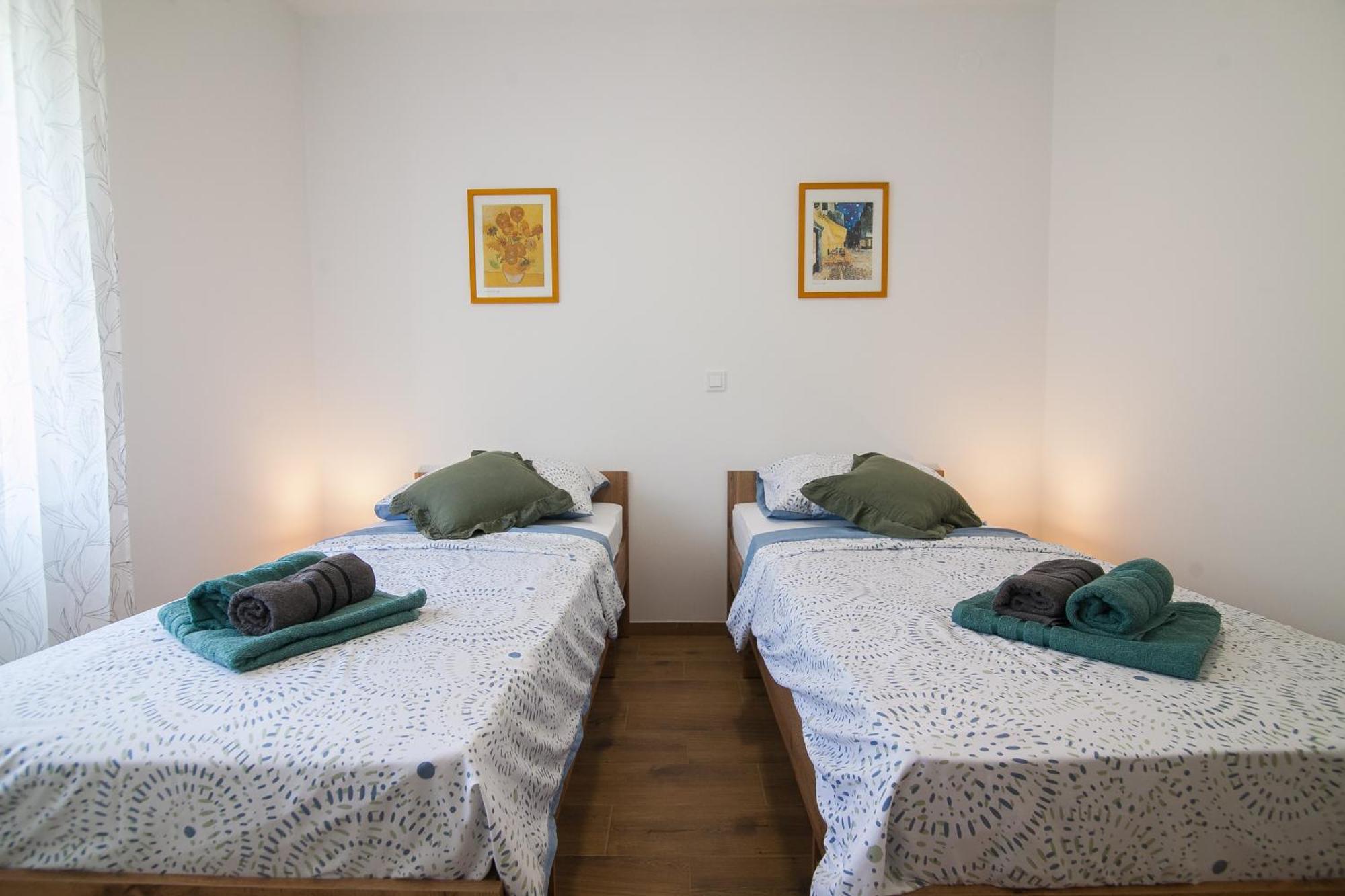 Family Apartments Brach ボル エクステリア 写真