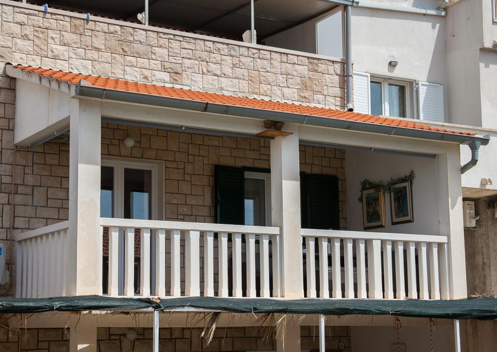 Family Apartments Brach ボル エクステリア 写真